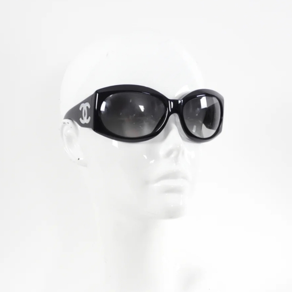 Authentic Chanel Black Wrap Sunglasses with Mother of Pearl CC detail at temples - Picture 14 of 14